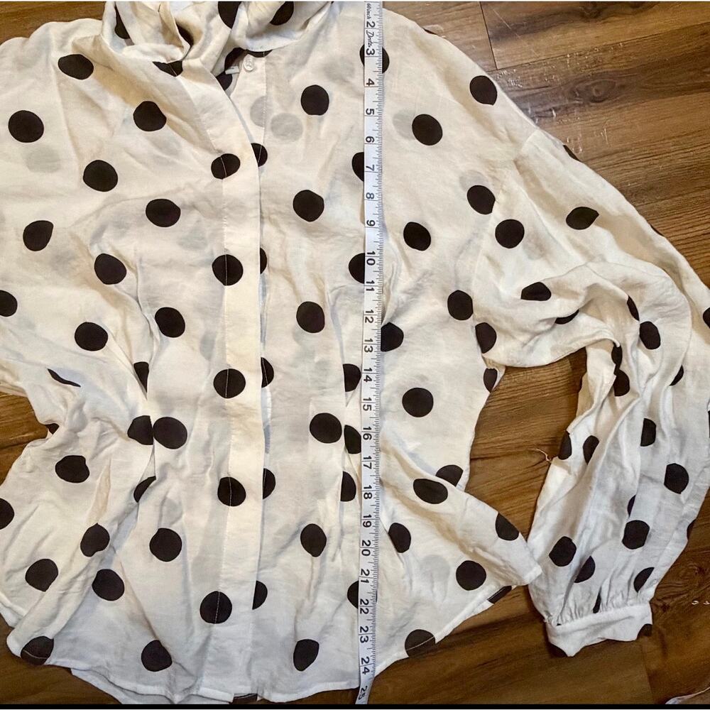 Tie Neck Polka Dot Blouse from H&M - Picture 6 of 10